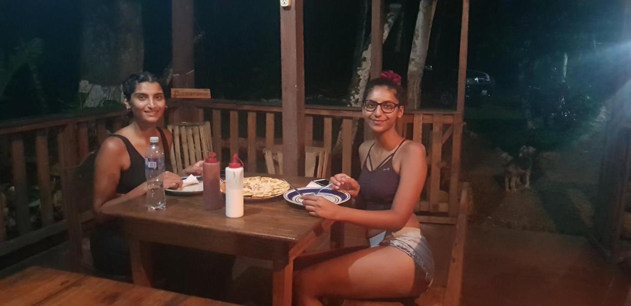 Nawal Hotell Lanquín Exteriör bild